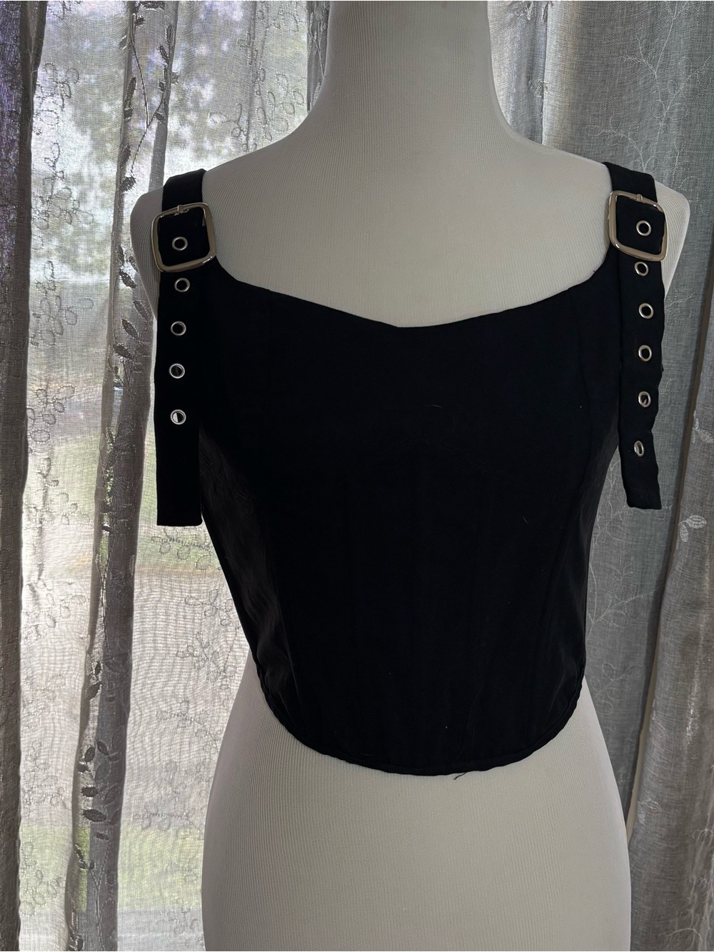 Fashion Nova Black Buckle-Accent Cropped Tank